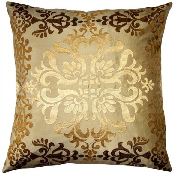 Pillow Decor sumatra gold wreath embroidered silk decorative Throw pillows 21x21 - Picture 2 of 6